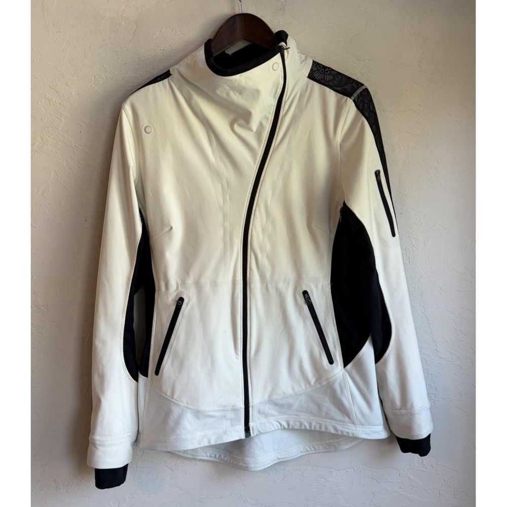 Lululemon Run Draft Dodger Jacket 10 Full Zip Polar Cream Lace Athleisure Preppy